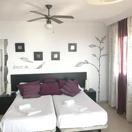 Studio In Torremolinos, With Wonderful Sea View, Pool Access And Furnished Ba... Appartement Torremolinos
