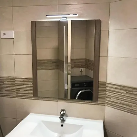 Studio In Torremolinos, With Wonderful Sea View, Pool Access And Furnished Ba...